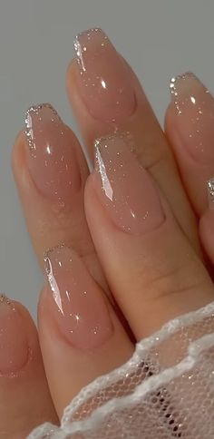 15 cute minimalist nail ideas and minimalist nail trends you don't want to miss! I'm definitely getting #6 tomorrow - I just can't help myself! Too cute! 2024 simple nail ideas | winter nail trends #nails #style #manicure #minimalist Milky Nails, Purple Nail, Casual Nails, Pretty Gel Nails, Shiny Nails, Neutral Nails, Nature Tattoos, Prom Nails, Minimalist Nails