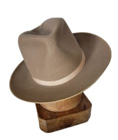 Here for your consideration is this beautiful open road style western cowboy hat. Smooth to the touch, elegant in color and ready for you to wear. Brown in color with ribboned edge. Shape it to your desired style and hit the town. Please view pictures as they are part of the description.  Manufacturer labels read, Rosenberg and Bush, Healthsberg, Ca, Waterproff Process, San Fran Jr. Buck Ride Genuine Fur. Condition: Felt has a few light spots, but overall very clean. Sweatband still remains supp Western Fedora For Kentucky Derby At Ranch, Western Fedora With Short Brim For Themed Events, Western Style Fedora With Short Brim For Western-themed Events, Western Fedora With Short Brim For Western-themed Events, Western Style Fedora With Flat Crown For Country Events, Southwestern Short Brim Fedora For Kentucky Derby, Western Fedora For Kentucky Derby, Fedora Top Hat For Kentucky Derby, Western Style Top Hat For Kentucky Derby