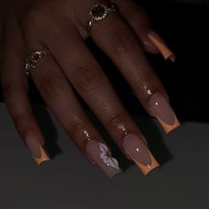 Elevate your summer glam with our collection of stunning coffin nail designs for 2024! 💅☀️ From beachy vibes to bold statements, these coffin nails are perfect for soaking up the sun in style.  Whether you’re lounging by the pool or dancing the night away at a beach party, these trendy designs will take your summer look to the next level. Embrace the season’s hottest trends and showcase your fierce summer style with our curated selection of coffin nails! #SummerNails #CoffinNails #NailArtInspiration Nail Design Gold, Holiday Acrylic Nails, Cute Simple Nails, Nails Winter, Purple Nail, Summery Nails, Nails Colors