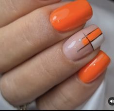 Orange Nail Art, 50 Tattoo, Quick Nail Art, Orange Nail, Coral Nails, Elegant Nail Art, Work Nails, Bright Nails, Bride Nails