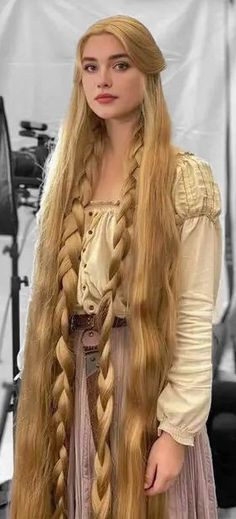 Extra Long Hair Hairstyles, Medival Hairstyle Long Hair, Super Long Red Hair, Extremely Long Hair Hairstyles, Lion Mane Hair, Really Long Blonde Hair, Dream Hair Long, Long Braid Hairstyles, Very Long Hairstyles