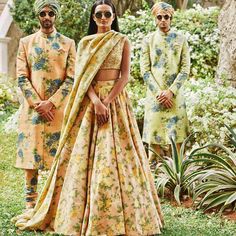 Lehenga Yellow, Lehenga Design, Desi Outfits, Desi Clothes, Indian Bridal Fashion, Bridal Lehenga Choli