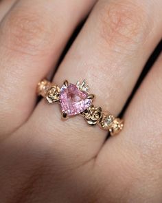 Spiritual Pink Rings For Anniversary, Pink Spiritual Rings For Anniversary, Luxury Pink Heart Ring For Valentine's Day, Pink Rose Design Ring For Gift, Cute Promise Rings, Immaculate Heart, Lily Wedding, Body Tattoo, The Sacred Heart