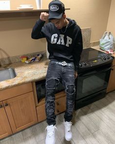 Caine Husky, Black Outfit Men, Drippy Outfit, Drip Outfit Men, Hype Clothing, Black Men Fashion Swag, Black Men Street Fashion, Swag Outfits Men