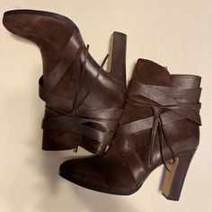 New-Never Worn. Runs Small (Approx Sz 10). Please See Photos For More Details. No Box . 4.25" Heel|7" Shaft Height|Leather/Suede|Upper|Side Zip Closure Please Message Any Questions|Make An Offer|Smoke Free|Cat In Home Fancy Shoes, Free Cat, Vince Camuto Shoes, Shoe Porn, Ear Jewelry, Stacked Heel, Vince Camuto, Brown Color, Side Zip