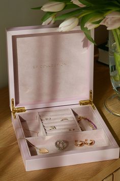 This box is the perfect piece for your vanity or counter that’s just as beautiful on the outside as the gems it holds. Hummingbird Design, Signature Jewelry, Natural Diamonds, Jewelry Box, Gold Jewelry, Vanity, Gems, Ring, Gold