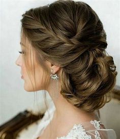 New Bridal Hairstyle, Wedding Hair Side, Bridal Hair Updo, Side Hairstyles, Long Hair Wedding Styles, Trendy Wedding Hairstyles, Bridal Updo, Wedding Hairstyles Updo