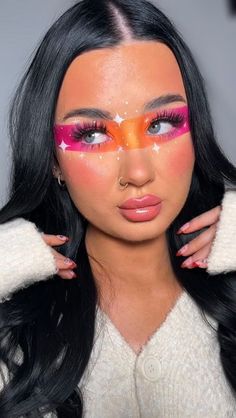 Easy Creative Makeup Looks, Cavewoman Makeup, Makeup Looks Face Paint, Tape Makeup Trend, Colourful Makeup Looks Creative, Fun Makeup Looks To Recreate, Fun Makeup Ideas Colorful, Colourful Makeup Looks, Fun Makeup Ideas