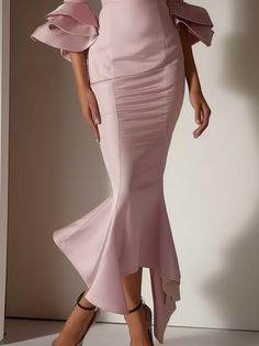 Mermaid Maxi Dress, Flounced Dress, Mermaid Skirt, Pink Shorts, Fashion Details, Elegant Dress, Quarter Sleeve, Three Quarter, Bell Sleeves