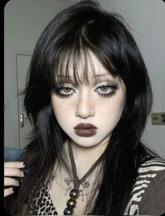 Eyebag Makeup Looks, Wednesday Addams Eye Makeup, Semi Goth Makeup, Real Emo Makeup, Gothic Makeup For School, Soft Goth Makeup Looks, Dolly Goth Makeup, Witchy Goth Makeup, Alt Bridal Makeup