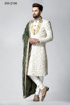 Off White Colour, Indian Shoes, Couple Wedding Dress, Fashion Masks, Kurta Pyjama, Royal Look, Fashion Mask, Engagement Dresses, Green Colour