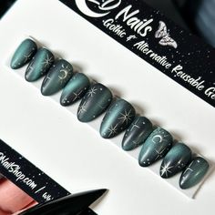 Stargazer Nails Witchy, Celestial Nails, Nails Cat Eye, Nails Gothic, Nails Goth, Alcohol Pads, Witchy Nails, Eye Base, Star Nails