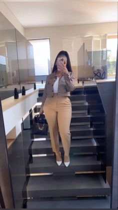 Office Outfits Fall, Fall Office Outfits, Girl Office, Cute Professional Outfits, Sakura School Simulator, Fashionable Work Outfit, Business Attire Women, Cute Work Outfits, Corporate Attire