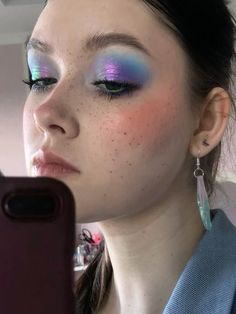 Bright Blue Makeup, Soft Colorful Makeup, Blue Pink Eye Makeup, Pink And Blue Makeup, Pastel Makeup Looks, Maquillaje Cute, Ethereal Makeup, Makeup Tut