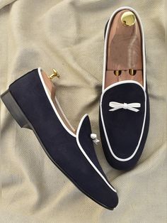 Color : Navy blue Material: Suede Heel : 0.75 inch Insole : Memory foam cushioned  OutSole : TPU  Care : Spot cleaning with any acetone solution Blue Suede Loafers, Casual Shoes Men, Shoes Party, Men Suede, Shoe Gifts, Suede Loafers, Blue Suede, Handmade Shoes, Party Shoes