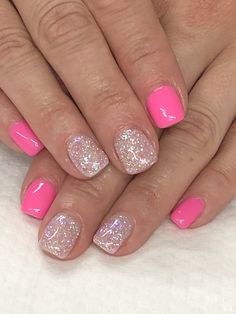 Pink Summer Glitter Gel Nails Light Elegance Double Scoop & Sugar Coated Gel Nail Light, Pink Summer Nails, Pink Nail Colors, Unghie Sfumate, Nails With Glitter, Summer Gel Nails, Glitter Rosa, Pink Glitter Nails, Pink Gel Nails