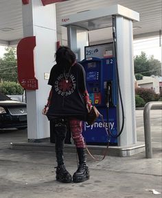 Aesthetic Grunge Outfit, Goth Fashion