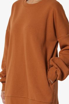 A cozy, fleece piece in a loose, hip length back design for a must-have casual look. Sweatshirt that keeps you comfy with soft fleece fabric, a loose fit and an easy-to-pair solid color. Pair it with jeans or leggings for a relaxed vibe.Crew neck boyfriend sweatshirts, Hi low hem(Front 27in, Back 30in-Measured from size Small)Long, slouched sleeves, Ribbed trim, Oversized fitEssential for work, play, or just simple relaxing and layer with our patching pantsFits true to US size, take your normal Track Shirts, Winter Snowboarding, Casual Pullover, Khaki Green, Knit Jumper, Off Duty, Hip Length, Fleece Fabric, Workout Pants