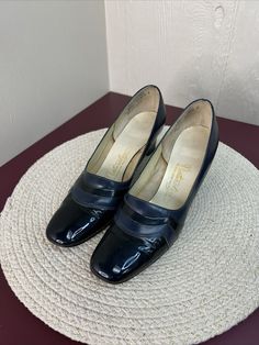 These are a pair of vintage pumps from Naturalizer. Unknown as to the exact timeframe they were produced, but I would put them somewhere in the late 1960s. They are slim design. Produced by Naturalizer with marginal wear and tear. Please see pictures. Vintage Pumps, Womens Pumps, Late 1960s, Blue Pumps, Slim Design, Pump Shoes, Women's Pumps, 1960s, Bathing Beauties