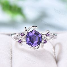 Elegant Purple Sapphire Ring Vintage Unique Twig Engagement Ring Leaf Cluster Amethyst Wedding Women Natural inspired Branch Proposal Gift ≫≫ Item Details Make every ring to order, all rings are handmade in the United States. Metal: Solid 10K & 14K & 18K Gold Gold Color: Rose gold, Yellow gold, White gold ➽ Center Stone 6 mm natural hexagon cut purple lab sapphire ➽ Accent Stones:round amethyst ➽THE BEST QUALITY CRAFTSMANSHIP: All rings for women at Yridesign are made only with the best quality Purple Wedding Rings, Purple Engagement Rings, Amethyst Wedding Rings, Purple Sapphire Ring, Amethyst Ring Vintage, Vintage Sapphire Ring, Amethyst Wedding, Twig Engagement Ring, Amethyst Ring Engagement