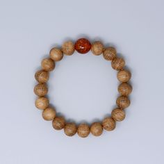 Japanese whiskey wood white oak wood bracelet bracelet Characteristics of the product Material : whiskey wood(oak wood) , Amber Wrist size : 17cm/15cm Main beads : about 11mm/8mm About whiskey wood A unisex bracelet that can be worn as a talisman to ward off evil or fulfill wishes.It is a simple bracelet that uses only whiskey wood, giving you a sense of the history of barrels that have grown whiskey for many years.The rubber is made of four layers of elastic and durable silicone rubber.This is Japanese Whiskey, Japanese Whisky, Kumihimo Bracelets, White Oak Wood, Traditional Ceramics, Wood Bracelet, Amber Bracelet, Simple Bracelets, Unisex Bracelets