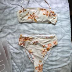 Never Worn, 2 Piece Bikini White Strapless Tankini For Vacation, White Strapless Swimwear For Summer, White Bandeau Swimwear For Spring, White Strapless Tankini For Pool, White Strapless Swimwear For Spring, Strapless White Tankini For Swimming, White Strapless Tankini For Summer, White Tankini For Spring Beach Party, Cupshe Bikinis