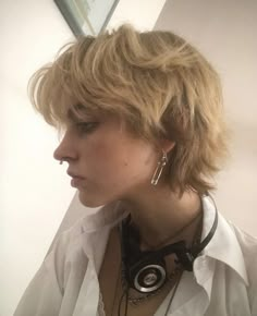 Haircut Inspo, Short Grunge Hair, Shot Hair Styles, Hair Stylies, Mullet Hairstyle, Short Hair Haircuts, Cut My Hair