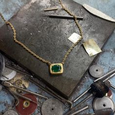 Emerald necklace made by hand in solid 18K gold and 18K gold Italian chains. Italian Gold Chain, Emerald Necklace, Tag Necklace, Gold Chains, Emerald, 18k Gold, Chain, Gold