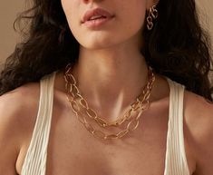 𝓦𝓮𝓵𝓬𝓸𝓶𝓮 𝓽𝓸 𝓛𝓲𝓸𝓷𝓱𝓮𝓪𝓻𝓽 𝓳𝓮𝔀𝓮𝓵𝓻𝔂 𝓢𝓱𝓸𝓹 ♥ Gorgeous Open Link Paper Clip Oval Twist Style Chain crafted in high-quality Italian 14 K Gold.  We make these in any length and can make them with or without closures in case you want to add your own connector or get one from our connector options. This Chain is absolutely gorgeous. With unique and Beautiful twist links crafted to perfection. Made in high quality Italian Gold, this chain is Great to wear on its own or stack up wit Formal Oval Chain Necklace With Chunky Chain, Elegant Oval Chain Necklace With Chunky Chain, Elegant Oval Necklace With Chunky Chain, Formal Oval Chunky Chain Necklace, Paper Clip Chain Necklace, Twist Style, Hearts Girl, Beautiful Packaging, Paper Clip