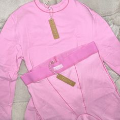 Pink Amazon Finds, Skims Outfit, Bubblegum Color, Cute Online Clothing Stores, Pink Lifestyle, Fitness Wear Outfits, Jersey Long Sleeve, Cute Lazy Outfits, Kids Fashion Clothes