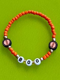 Simple Halloween seed bead bracelets to wear with your Fall holiday outfit. Buy for yourself or gift to your friends during spooky season. All bracelets are a size 7 bracelet. Please message me for custom sizing or words. Halloween Seed Bead, Beaded Halloween, Halloween Bracelet, Halloween Beads, Halloween Theme, Holiday Outfit, Bead Bracelets, Fall Holidays, Seed Bead Bracelets