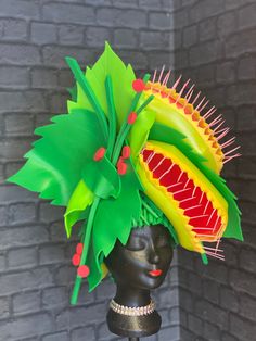 Kopstuk gemaakt van schuim. Absoluut heerlijk om je kostuum mee af te maken!! Voeg de gewenste hoofdmaat (omtrek) toe aan uw bestelling. Angelica Rugrats, Cruise Theme, Foam Wig, Audrey 2, Theme Nights, Foam Wigs, Foam Art, Venus Flytrap, Fly Trap