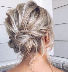 Grad Ideas, Messy Updo, Perfect Hairstyle, Up Dos For Medium Hair, Sweet Lady