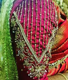 Trending Pictures, Latkan Design, Blouse Designs Aari Work, Peacock Embroidery Designs, Hand Work Design