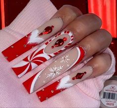 Christmas Nail Art Tutorial, Nail Art 2023, Holiday Nails Diy, Acrylic Nail Designs Coffin, Red Christmas Nails, Holiday Nail Designs, Nude Nail, Nude Nail Designs