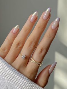 20 Hailey Bieber-Inspired Glazed Donut Nails to Keep Up With The Latest Trends - Your Classy Look Nagellack Trends, Pink Winter, Nail Envy, Nail Swag, Minimalist Nails, Fire Nails, Classy Nails, Pretty Acrylic Nails, Chic Nails