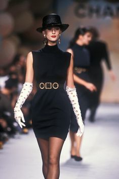 Chanel Spring Summer, Coco Chanel Fashion, Chanel Runway, Classic Chanel, 80s And 90s Fashion, Chanel Spring