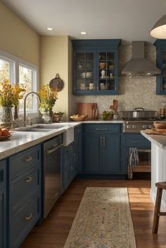 kitchen color scheme,interior color palette,color scheme design,kitchen lighting design Blue Kitchen With Wood Cabinets, Kitchen With Dark Cabinets, Tan Kitchen, Sage Green Kitchen, Painted Kitchen Cabinets Colors, Condo Kitchen, House Restoration, Kitchen Wall Colors