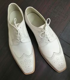 White Shoes Formal, White Leather Dress, White Dress Shoes Men, Oxford Shoes Style, Quality Leather Boots, Cap Toe Boots, Shoes Formal, White Dress Shoes, Wingtip Shoes