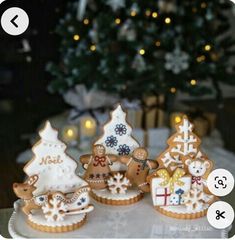 Jul Kaka, Christmas Biscuits, Winter Cookie, Christmas Gingerbread House, Creative Cookies, Christmas Cookies Decorated, Xmas Food, Xmas Cookies, Christmas Sugar Cookies