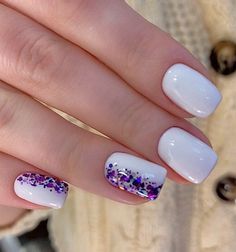 French Manicure Nails With A Twist, White Dip Powder Nails Short Design, Dip Nail Design Ideas, Glitter Dip Nails, Health 2023, 2023 Nail, 2023 Nails, Nails Art Designs, Art Designs Ideas