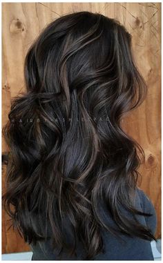 Brunette Hair With Black Highlights, Dark Hair With Definition, Dark Lowlights For Brunettes, Brunette With Black Lowlights, Brunette With Black Highlights, Dark Brown With Black Lowlights, Dark Brown With Black Highlights, Black Hair And Brown Highlights, Dark Brown To Black Hair