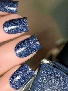 Boho Nails, Nails Arts, Holographic Nail Polish, Nail Colours, Blue Nail, Better Days, Holographic Nails, Unique Nails