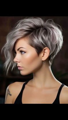 Undercut Bob Haircut For Thick Hair, Hair Color Ideas Short Hair, Pixie Haircut Back View, Ombre Pixie, Hair Color Short Hair, Short Hair Color Ideas, Haircuts Trendy, Edgy Short Haircuts, Ideas Short Hair