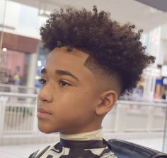 Men Haircut Drawing, Men Haircut Black, Men Haircut With Beard, Men Haircut Blonde, Bald Black Men, Men Haircut Medium, Boys Curly Haircuts Kids, Haircut Natural Hair, Haircut With Beard