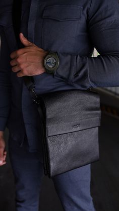 Small Handbag For Men, Ipad Shoulder Bag, Shoulder Bag For Men, Mens Crossbody Bag, Winter Bags, Man Dressing Style, London Bags, Mens Leather Bag, Small Handbags