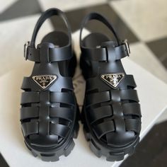 Brand New W Box Prada Rubber Monolith Sandals Black Gladiator Summer Shoes In Sz 38 Euro Never Worn, Perfect Condition 19 Days Manga Español, Sandals Chunky, Prada Sandals, Ideal Closet, Prada Fashion, Sandals Outfit, Rubber Sandals, Leather Platform Sandals, Dubai Fashion