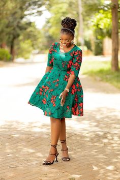 Ankara African Dresses, African Round Dresses, African Ankara Dresses For Women, Africa Traditional Clothes, Free Ankara Gowns For Women, Plus Size Ankara Styles For Women, Cute African Dresses, African Dresses For Women Classy, Traditional Women Dress