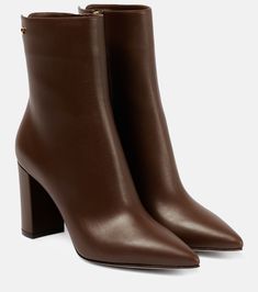 Piper 85 leather ankle boots in brown - Gianvito Rossi | Mytheresa Dr Shoes, Rossi Shoes, Shoe Inspo, Brown Ankle Boots, Pretty Shoes, Heeled Ankle Boots, Gianvito Rossi, Brown Boots, Leather Ankle Boots