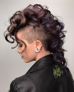 How To Style A Mohawk Women, Ponytail Mohawk, Short Wolf Haircut, Women's Mohawk, Pixie Mohawk, Black Mohawk, Long Mohawk